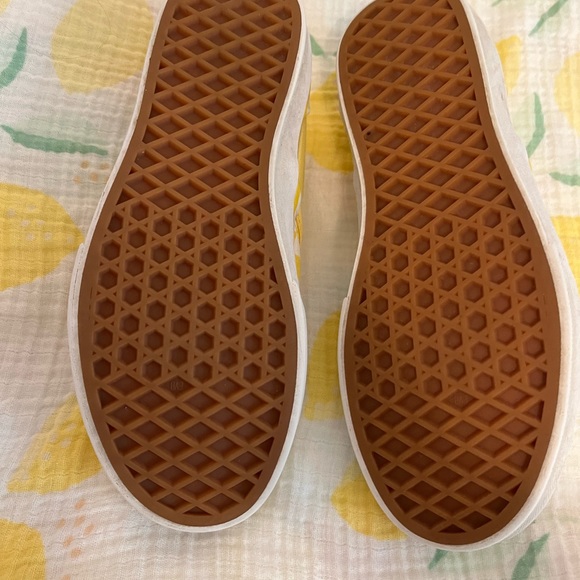 Checkerboard Vans size 5 - Picture 4 of 5